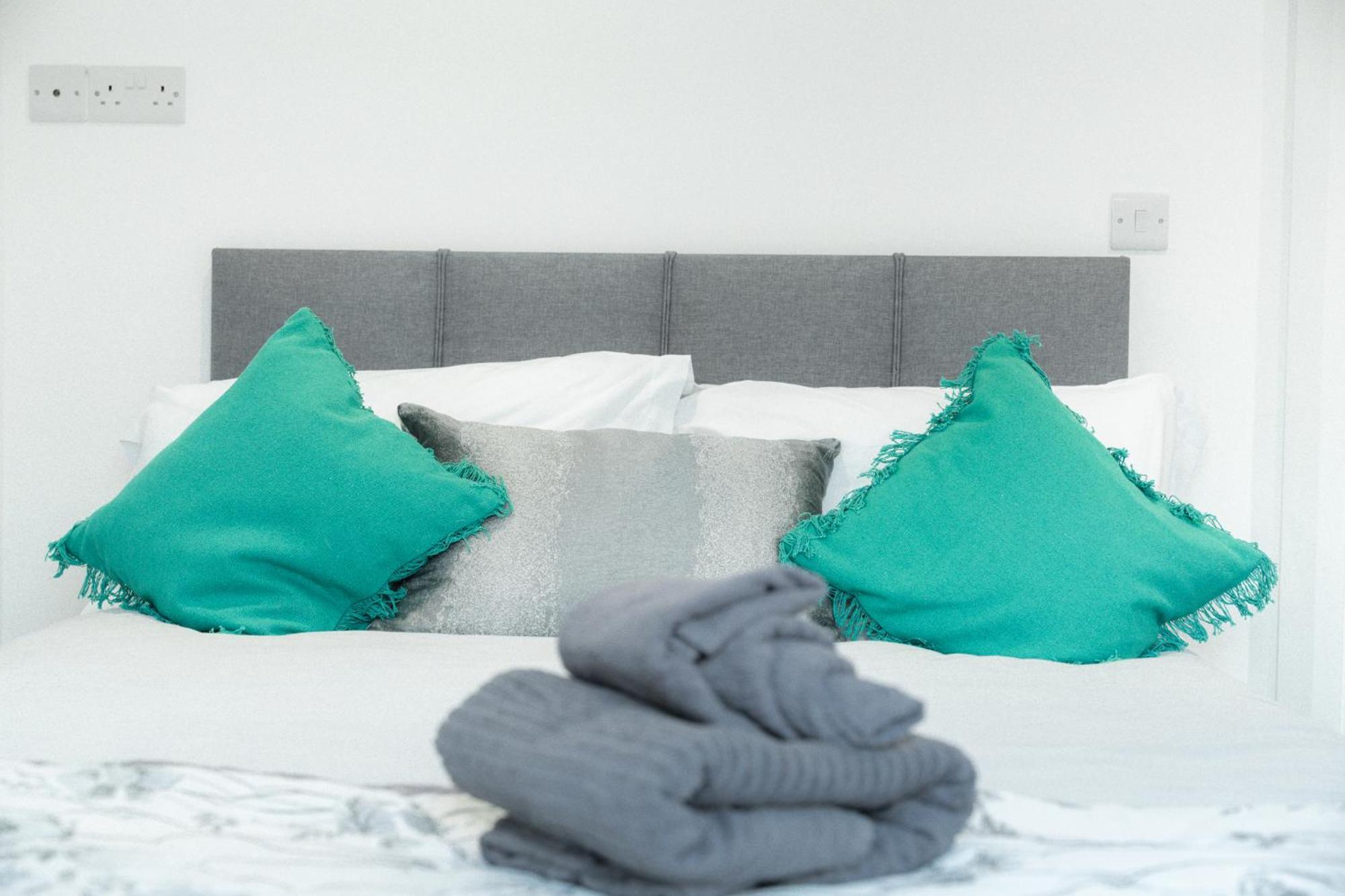 Market Square Apartments Bushmills Luaran gambar